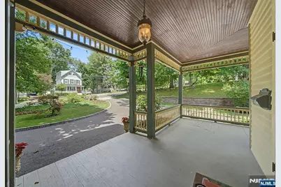 76 Hillside Avenue, Tenafly, NJ 07670 - Photo 4