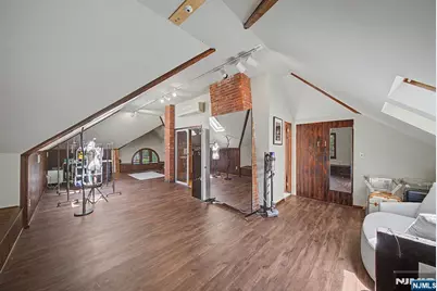 76 Hillside Avenue, Tenafly, NJ 07670 - Photo 36