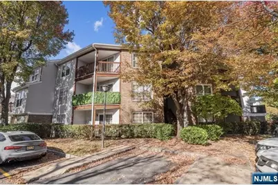 1433 Teresa Drive, Fort Lee, NJ 07024 - Photo 14