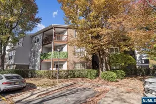 1433 Teresa Dr, Fort Lee, NJ 07024 - Photo 14