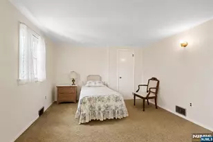 262 Linden Pl, New Milford, NJ 07646 - Photo 32