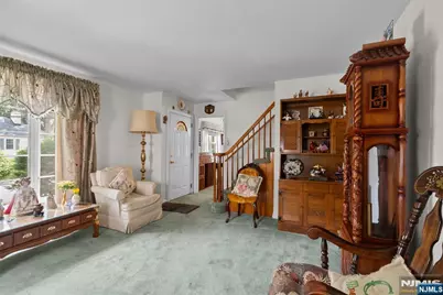 262 Linden Place, New Milford, NJ 07646 - Photo 12