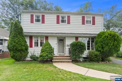 262 Linden Place, New Milford, NJ 07646 - Photo 1