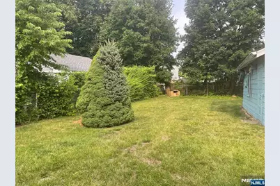 381 Beech Street, Teaneck Township, NJ 07666 - Photo 22