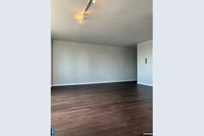 201 N Bridge Plaza 5E #5e, Fort Lee, NJ 07024 - Photo 8