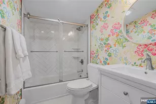95 Edison St, Wyckoff Township, NJ 07481 - Photo 30