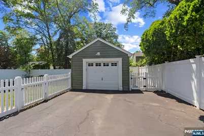 95 Edison Street, Wyckoff Township, NJ 07481 - Photo 36