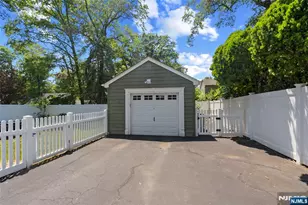95 Edison St, Wyckoff Township, NJ 07481 - Photo 36
