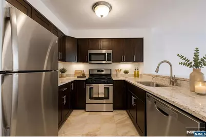 303B Nelson Court, Edgewater, NJ 07020 - Photo 14