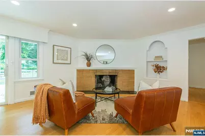 132 Haddon Place, Montclair, NJ 07043 - Photo 6