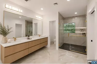 1 Feldman Court, Paramus, NJ 07652 - Photo 18