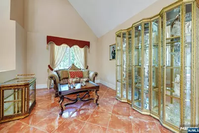 252 Mabel Place, Franklin Lakes, NJ 07417 - Photo 10