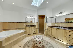 252 Mabel Pl, Franklin Lakes, NJ 07417 - Photo 30