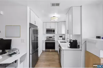 1315 15th Street, Fort Lee, NJ 07024 - Photo 8