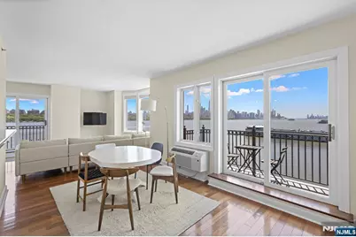 6415 City Place 6415 #6415, Edgewater, NJ 07020 - Photo 4