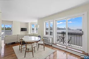 6415 City Pl 6415, Edgewater, NJ 07020 - Photo 4