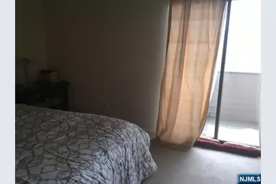 77 Liberty Street 33 #33, Little Ferry, NJ 07643 - Photo 8