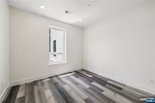 448 -452 Orange Ave 203, Newark, NJ 07103 - Photo 4