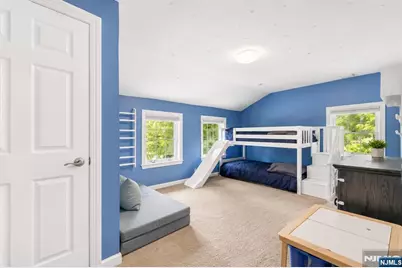 111 E Prospect Street, Waldwick, NJ 07463 - Photo 14