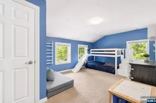 111 E Prospect St, Waldwick, NJ 07463 - Photo 14