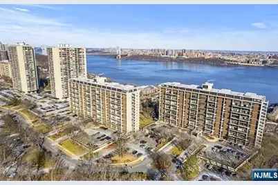 4 Horizon Road 1207 #1207, Fort Lee, NJ 07024 - Photo 32