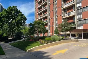 4 Horizon Road 1207, Fort Lee, NJ 07024 - Photo 1