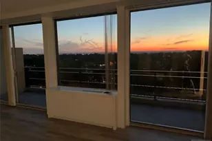 1 Horizon 1219, Fort Lee, NJ 07024 - Photo 12