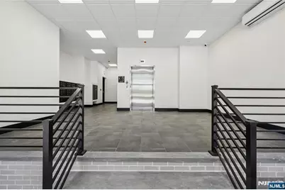 448 - 452 Orange Avenue 202 #202, Newark, NJ 07103 - Photo 4
