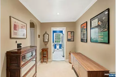 185 E Palisade Avenue D11B #D11B, Englewood, NJ 07631 - Photo 6