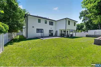 457 Lincoln Drive, Paramus, NJ 07652 - Photo 48
