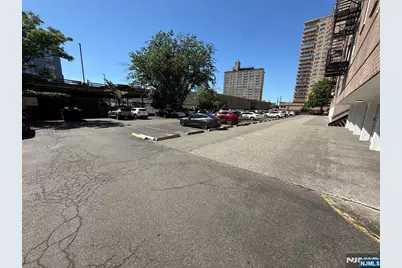 2160 Center Avenue 5M #5M, Fort Lee, NJ 07024 - Photo 14