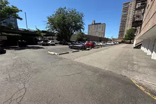 2160 Center Ave 5M, Fort Lee, NJ 07024 - Photo 14