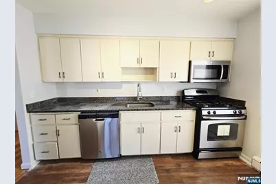 71 Wyandotte Avenue, Dumont, NJ 07628 - Photo 4