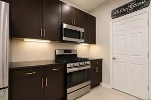 1123 Riverview Ave 123, Englewood, NJ 07631 - Photo 6