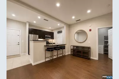 1123 Riverview Avenue 123 #123, Englewood, NJ 07631 - Photo 4