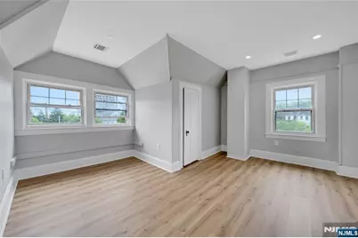 241 Summit, Hackensack, NJ 07601 - Photo 34
