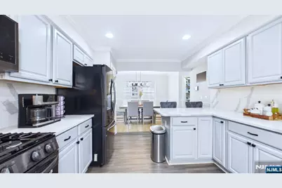 16 High Street, Elizabeth, NJ 07202 - Photo 8