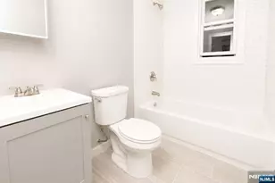 66 Isabella Ave, Newark, NJ 07106 - Photo 10