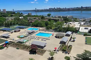200 Winston 1006, Cliffside Park, NJ 07010 - Photo 2