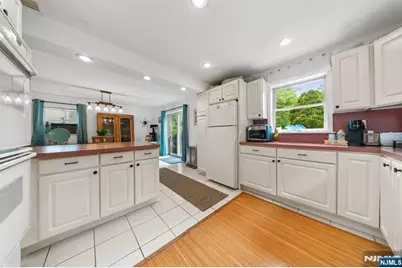 132 Spring Street, Leonia, NJ 07605 - Photo 28