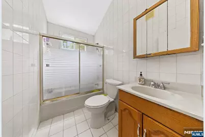 132 Spring Street, Leonia, NJ 07605 - Photo 46