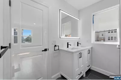 438 10th Street, Newark, NJ 07103 - Photo 18