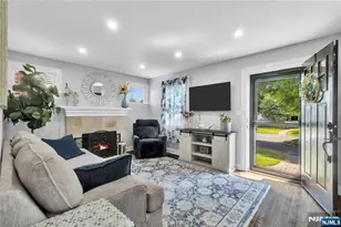 40 Merritt Ave, Dumont, NJ 07628 - Photo 4