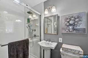 13 Gritman Ct, Westwood, NJ 07675 - Photo 18