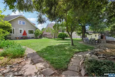 29 Fairlawn Street, Ho Ho Kus, NJ 07423 - Photo 36
