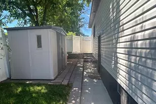 749 Florence Pl 2, Cliffside Park, NJ 07010 - Photo 26