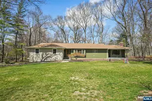 217 Osage Ln, Franklin Lakes, NJ 07417 - Photo 2