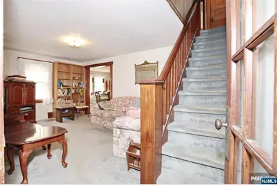 105 Sherwood Avenue, Mahwah, NJ 07430 - Photo 4