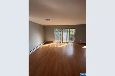 187 Brighton Avenue C4 #C4, Belleville, NJ 07109 - Photo 12