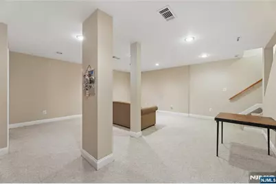1116 Hyde Park Court, Mahwah, NJ 07430 - Photo 20